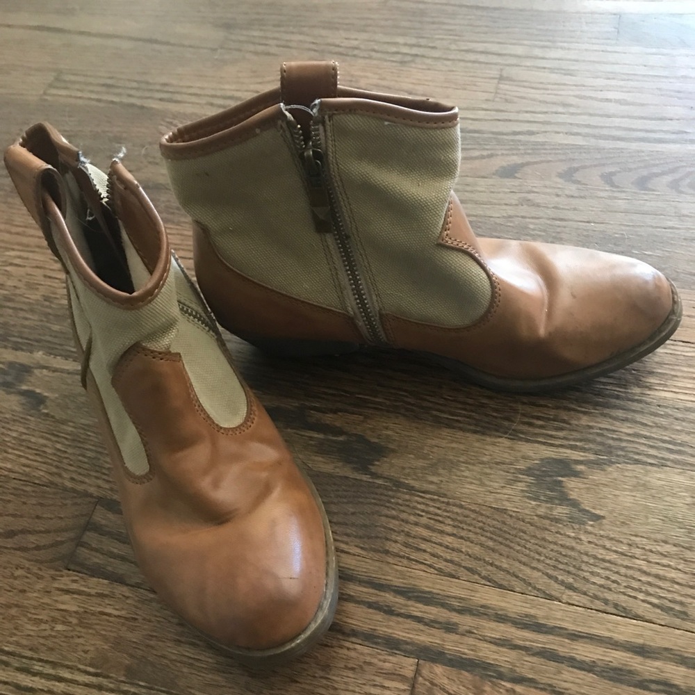 Western side zip booties